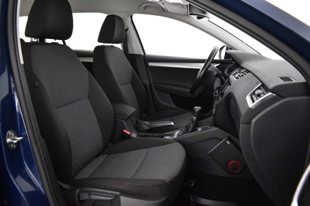 SKODA Octavia 2016