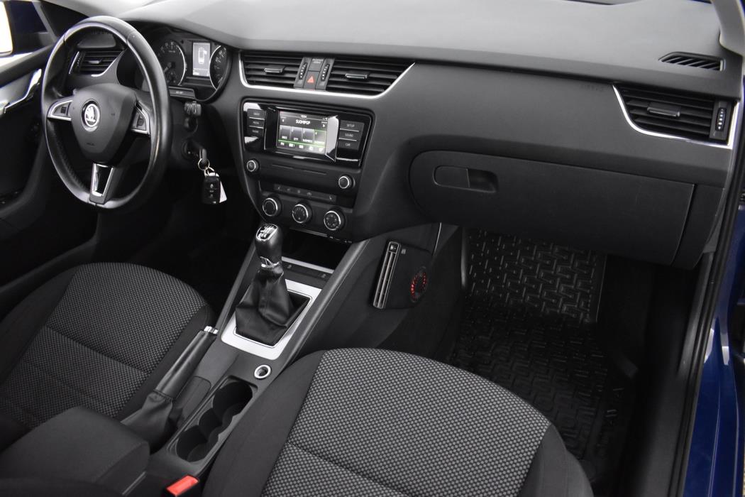 SKODA Octavia 2016