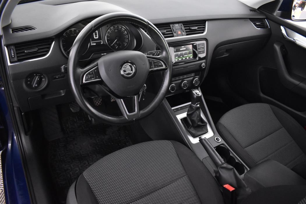 SKODA Octavia 2016