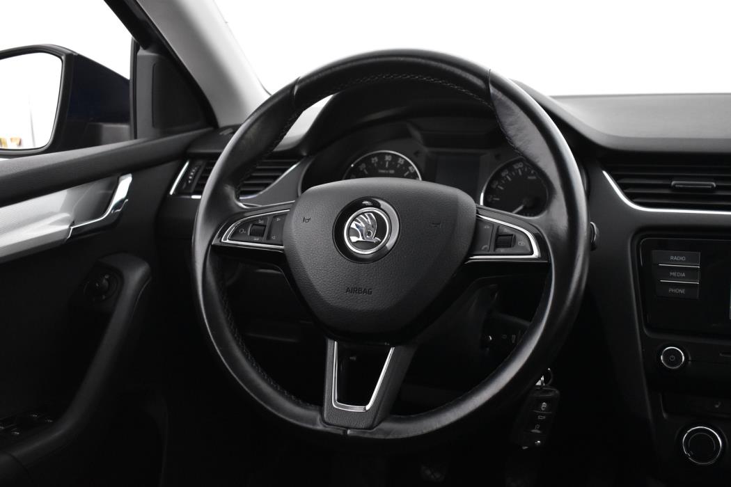 SKODA Octavia 2016