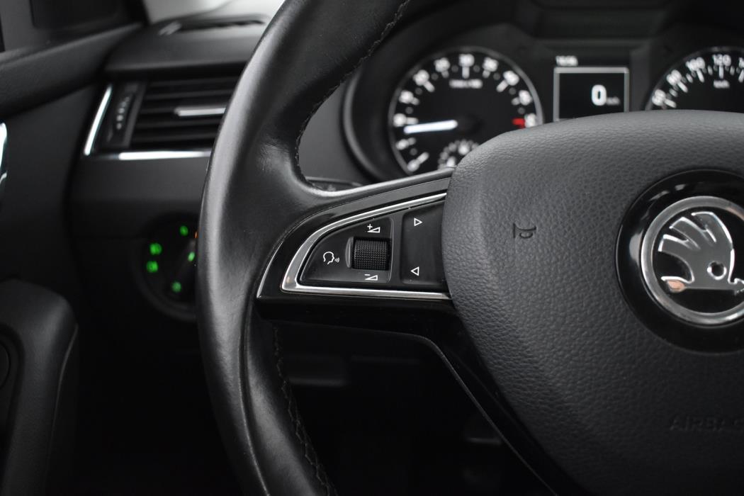 SKODA Octavia 2016