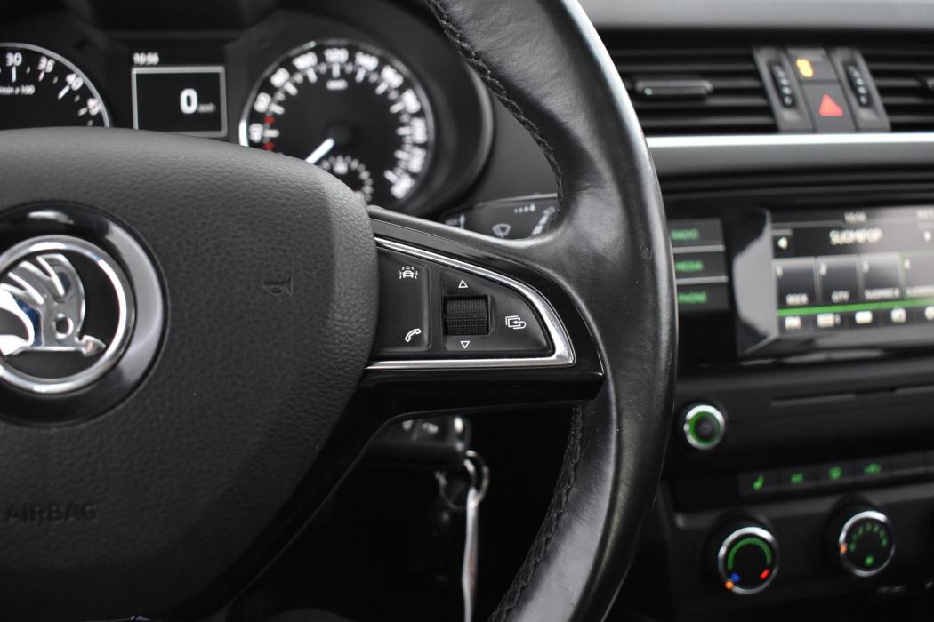 SKODA Octavia 2016