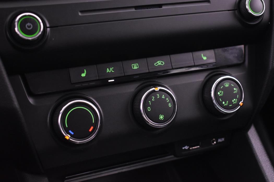 SKODA Octavia 2016
