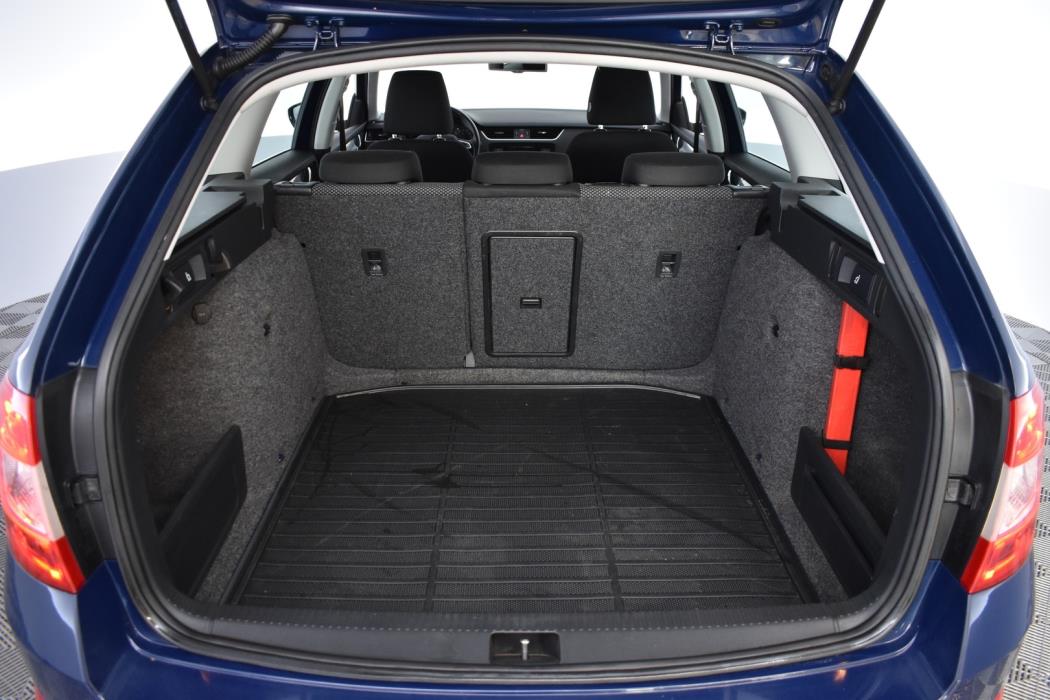SKODA Octavia 2016
