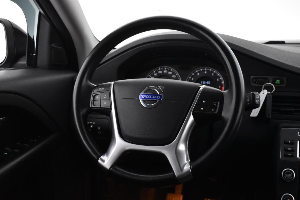 VOLVO V70 2010