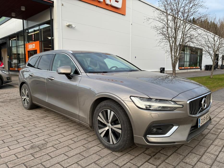 VOLVO V60 2019
