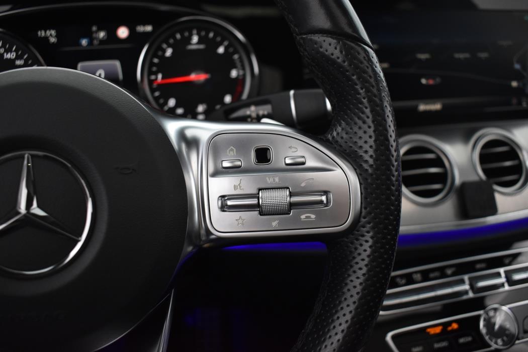 MERCEDES-BENZ E 2019