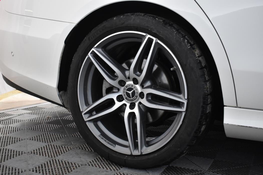 MERCEDES-BENZ E 2019