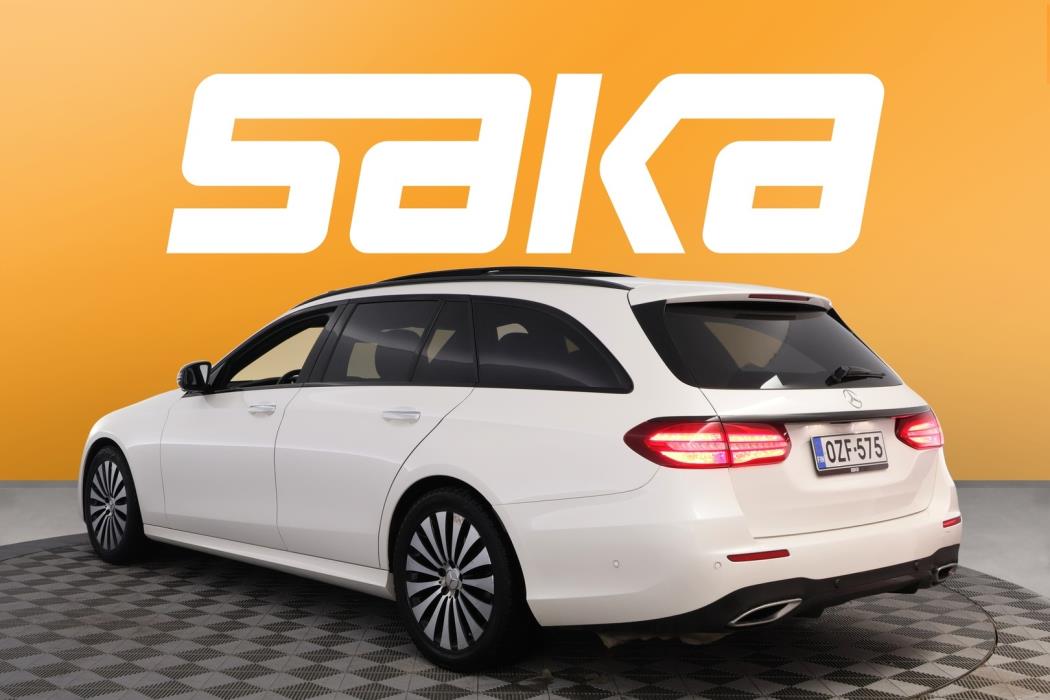 MERCEDES-BENZ E 2019