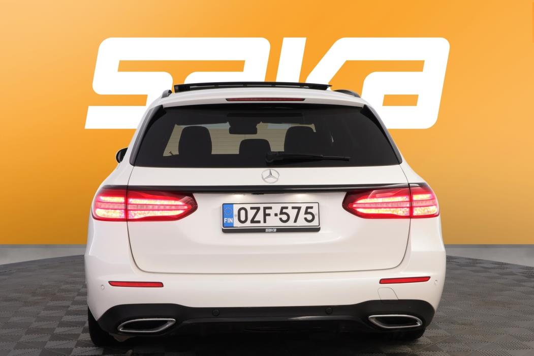 MERCEDES-BENZ E 2019