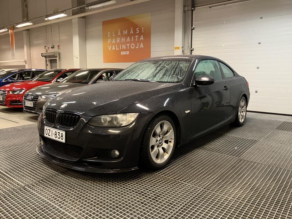 BMW 325 2008