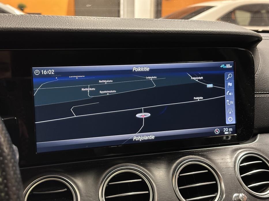 MERCEDES-BENZ E 2017