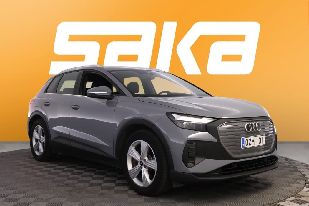 AUDI Q4 e-tron 2022