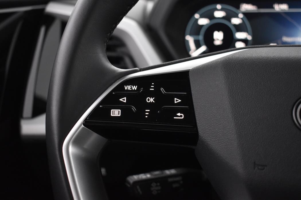 AUDI Q4 e-tron 2022