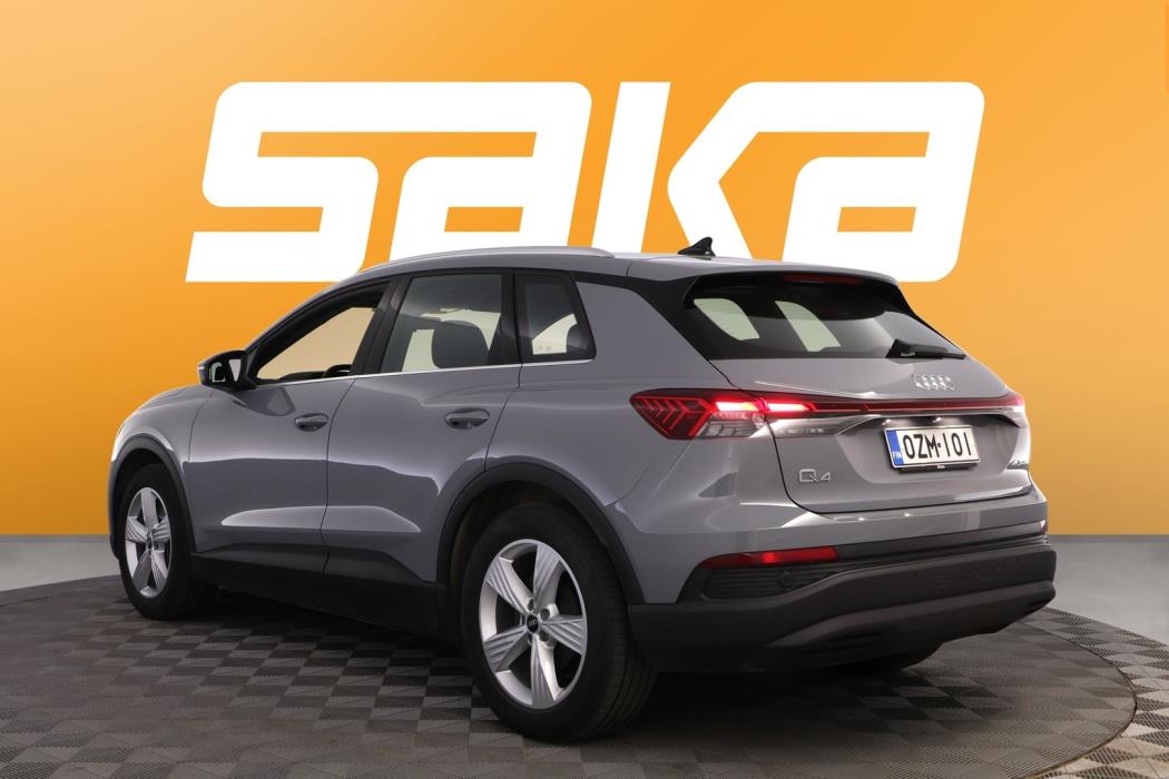 AUDI Q4 e-tron 2022