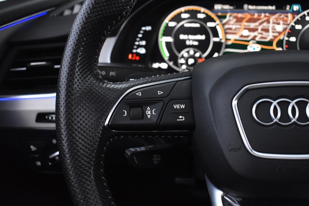 AUDI Q7 2017