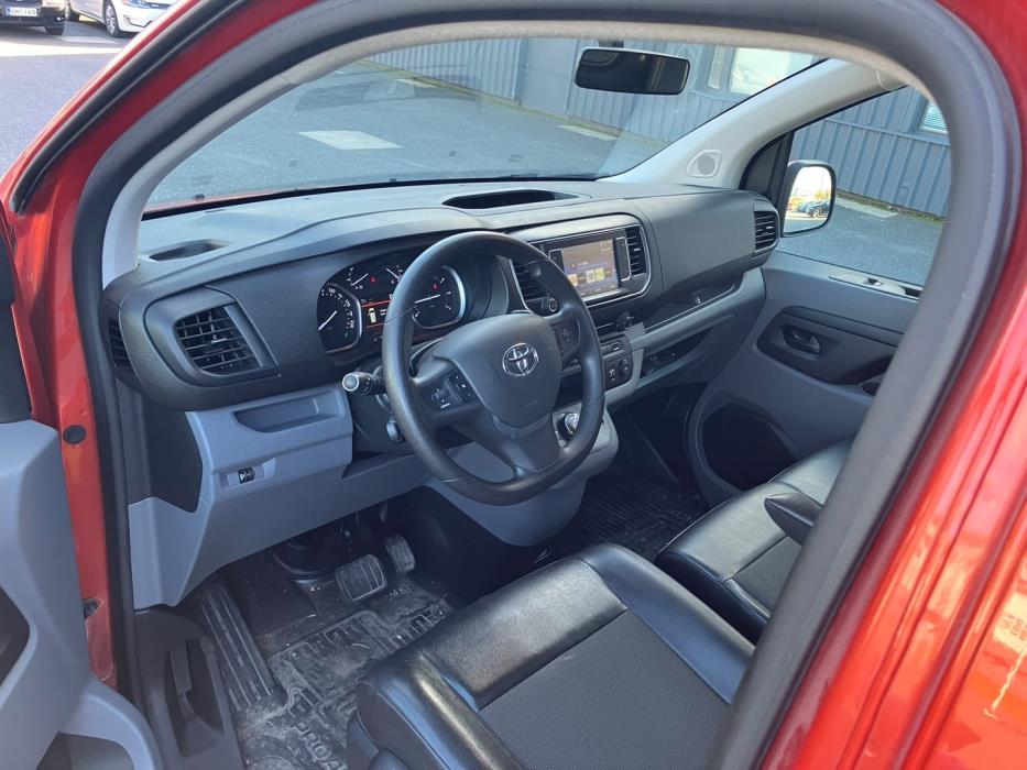 TOYOTA Proace 2018