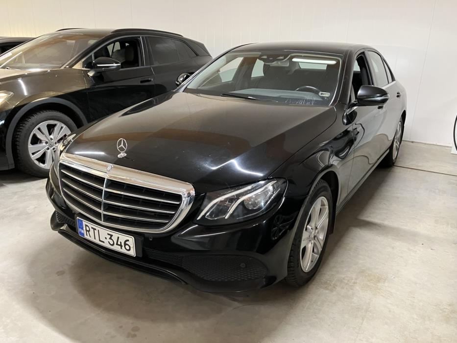 MERCEDES-BENZ E 2016