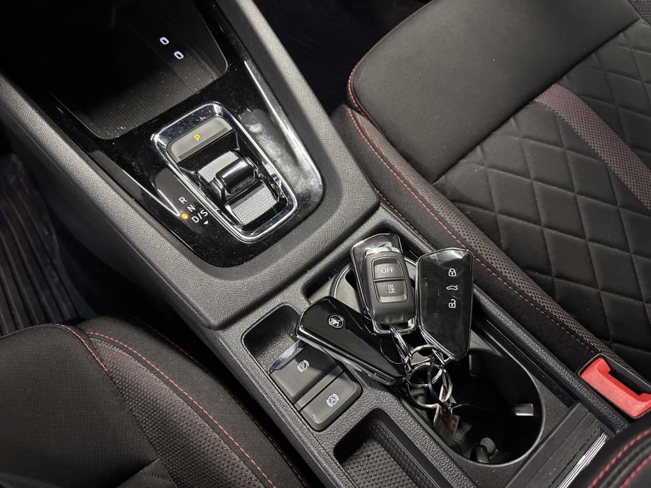SKODA Octavia 2024