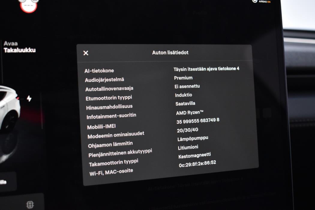 TESLA Model Y 2025