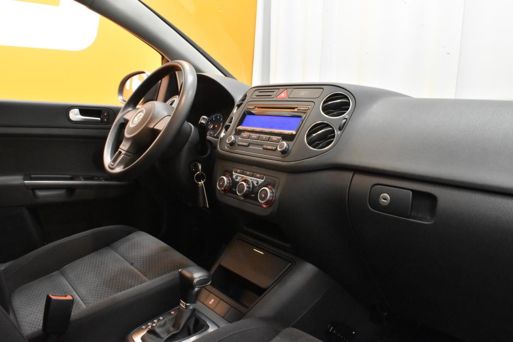 VOLKSWAGEN Golf Plus 2011