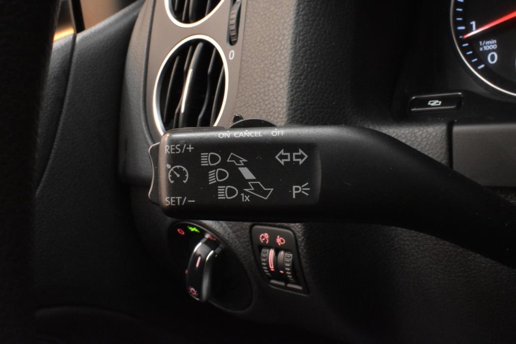 VOLKSWAGEN Golf Plus 2011