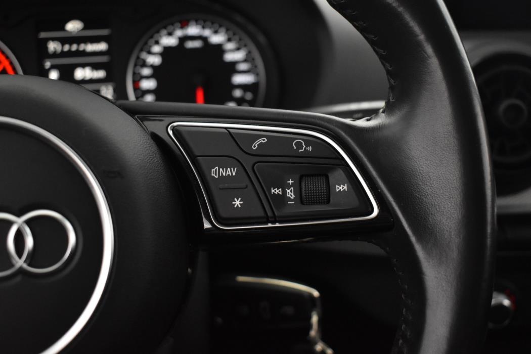 AUDI Q2 2017