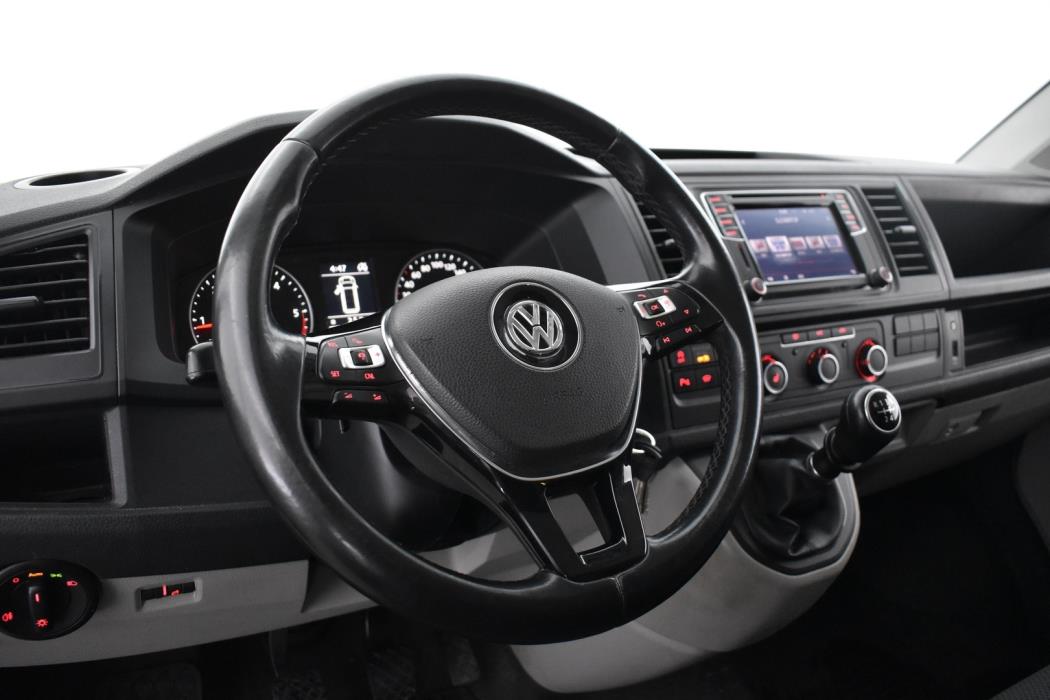 VOLKSWAGEN Transporter 2016