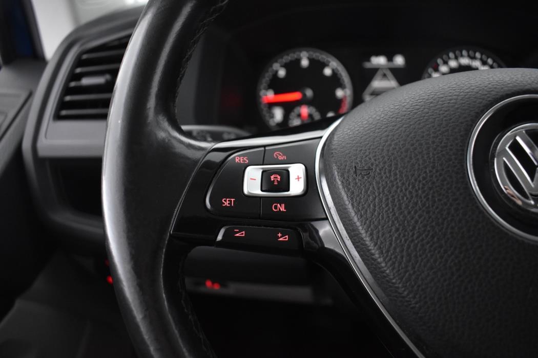 VOLKSWAGEN Transporter 2016