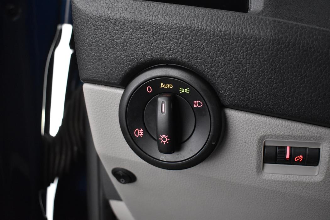 VOLKSWAGEN Transporter 2016