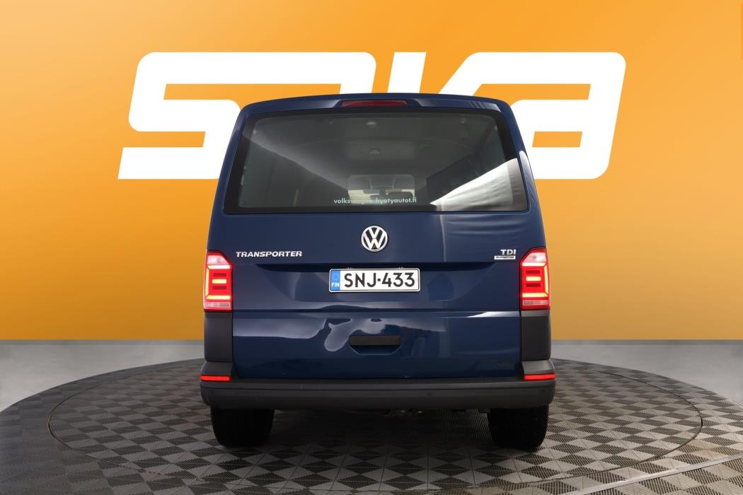 VOLKSWAGEN Transporter 2016