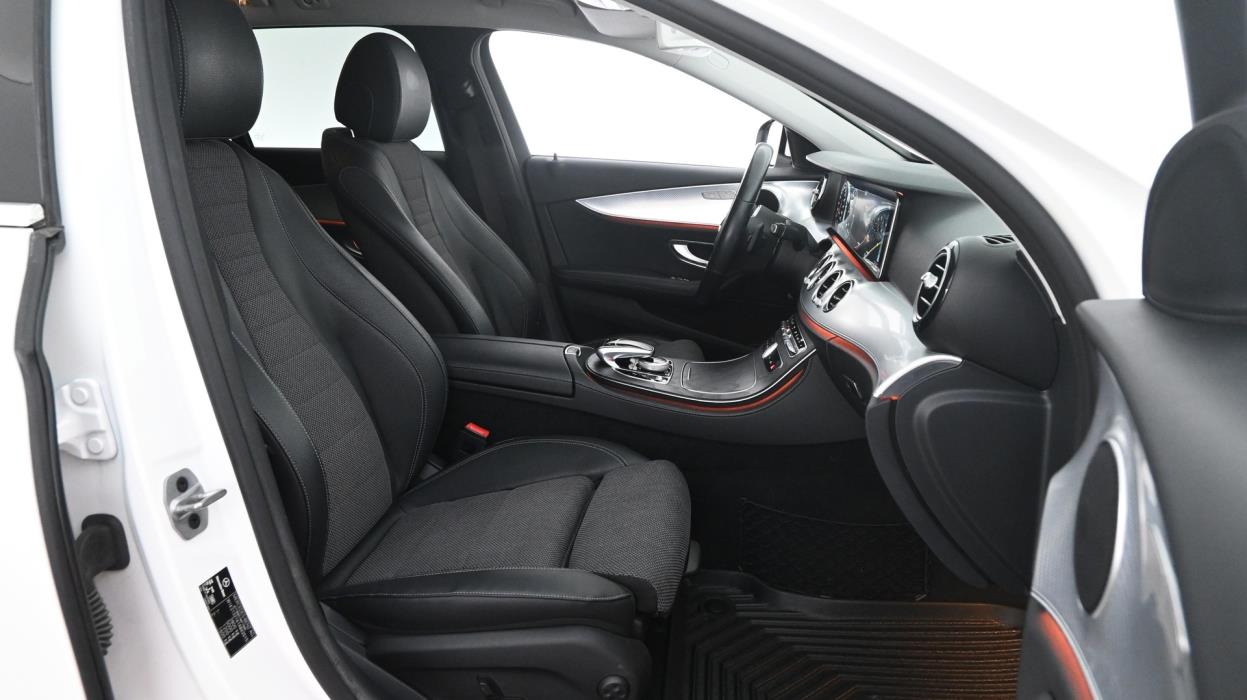 MERCEDES-BENZ E 2021