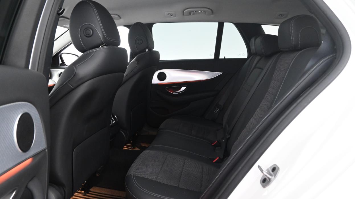 MERCEDES-BENZ E 2021