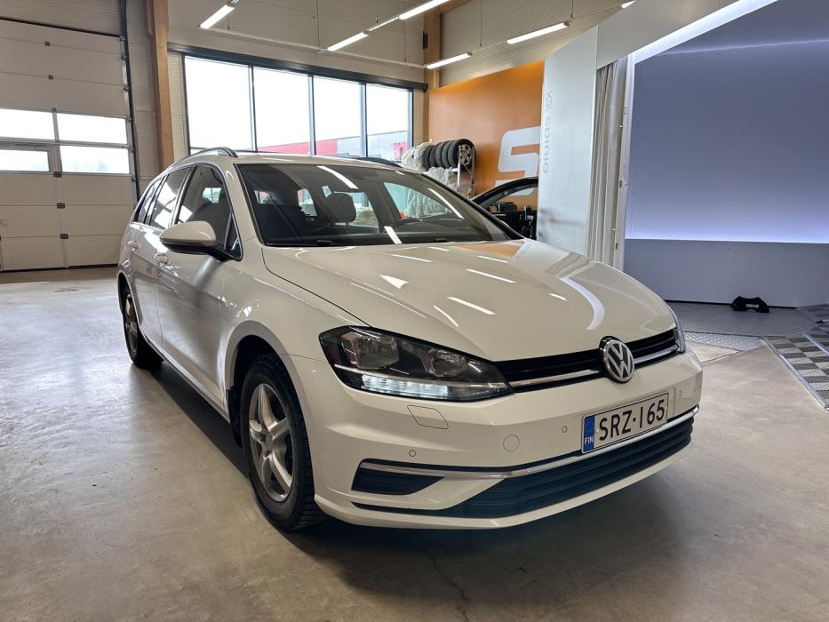 VOLKSWAGEN Golf 2019