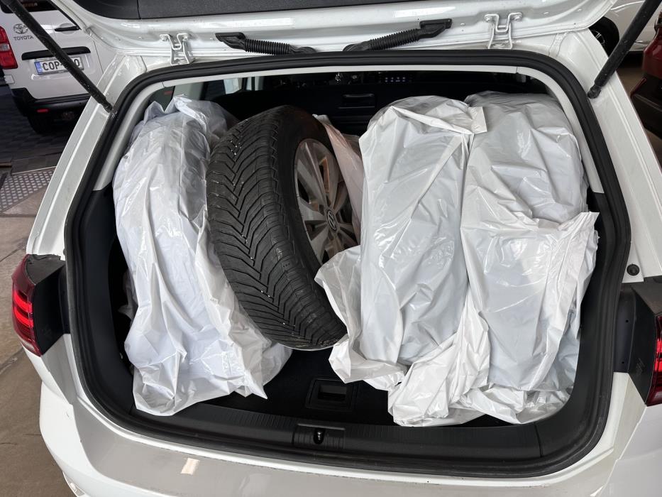 VOLKSWAGEN Golf 2019