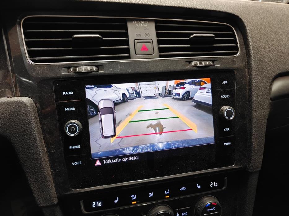 VOLKSWAGEN Golf 2019