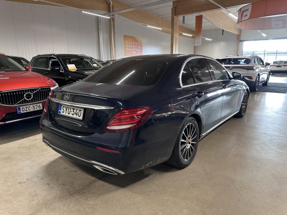 MERCEDES-BENZ E 2016