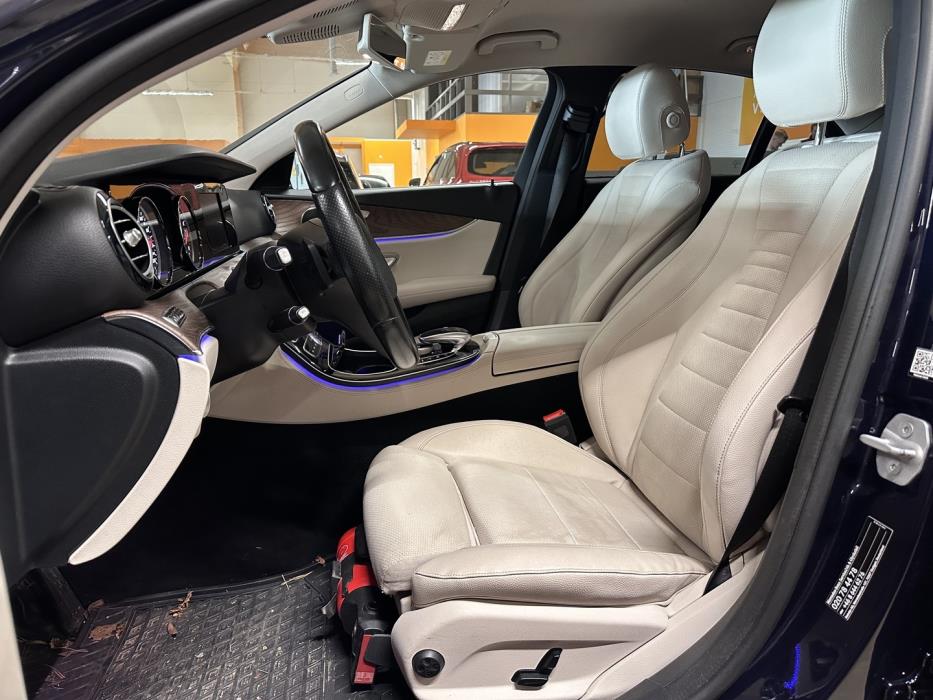 MERCEDES-BENZ E 2016