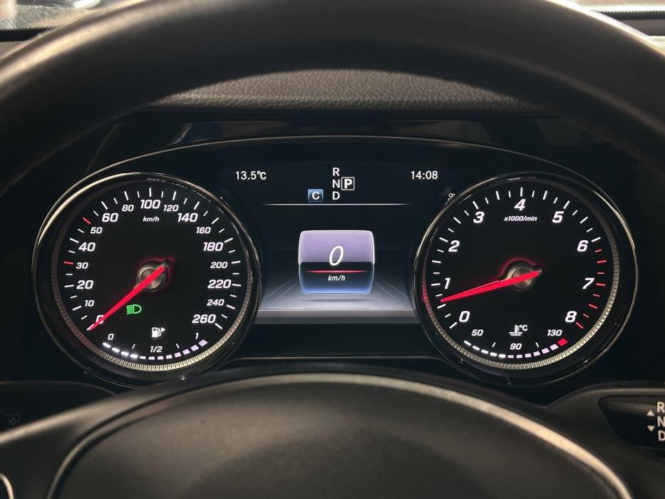 MERCEDES-BENZ E 2016