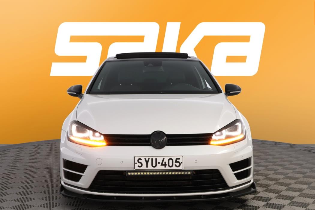 VOLKSWAGEN Golf 2015