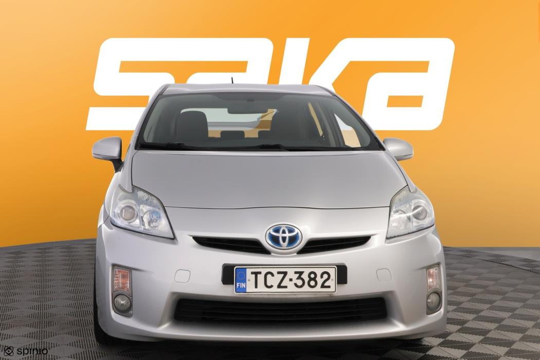 TOYOTA Prius 2010