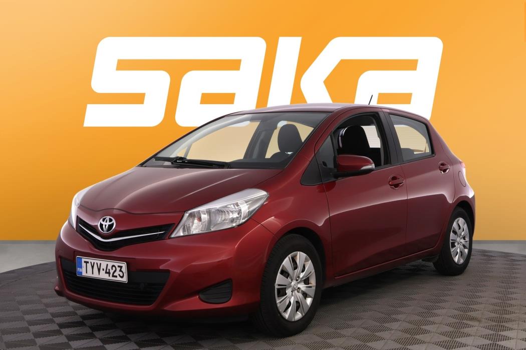 TOYOTA Yaris 2012