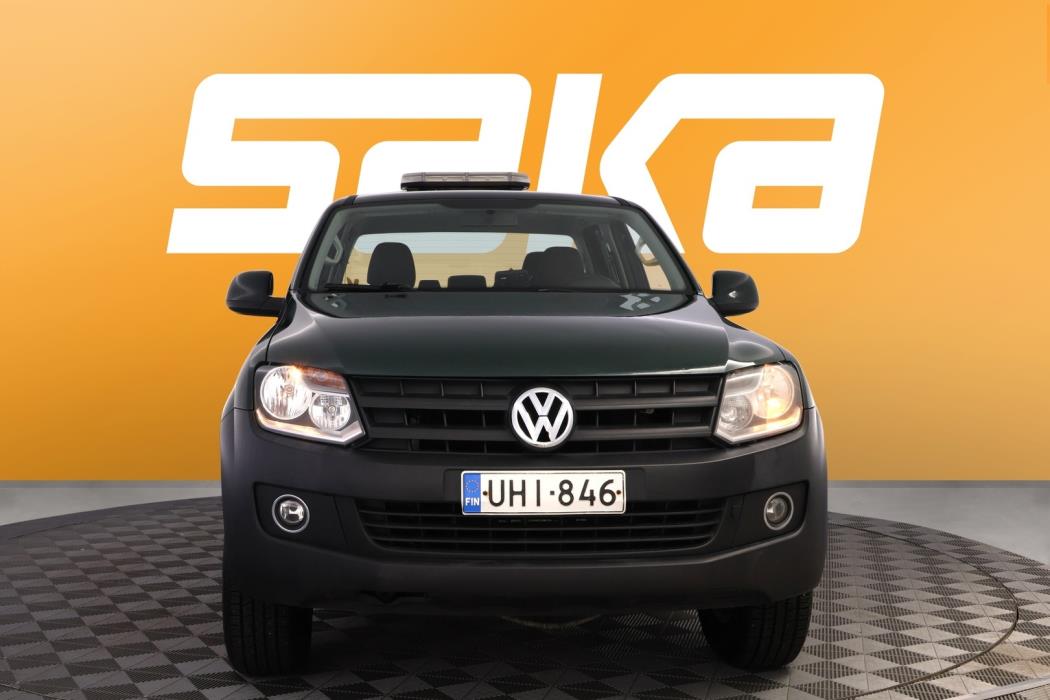 VOLKSWAGEN Amarok 2011