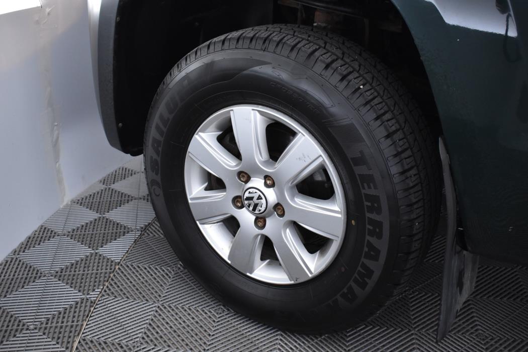 VOLKSWAGEN Amarok 2011