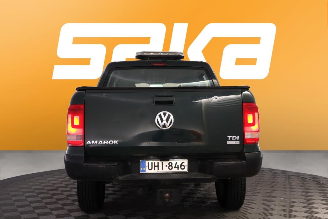 VOLKSWAGEN Amarok 2011