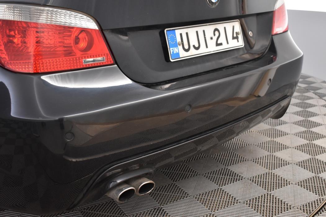 BMW 530 2006