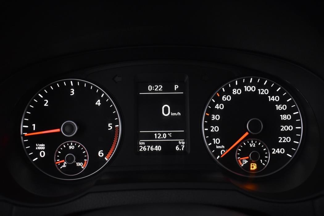 VOLKSWAGEN Sharan 2012