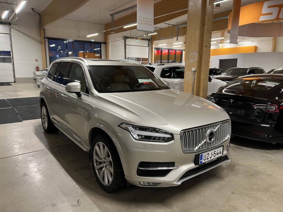 VOLVO XC90 2017