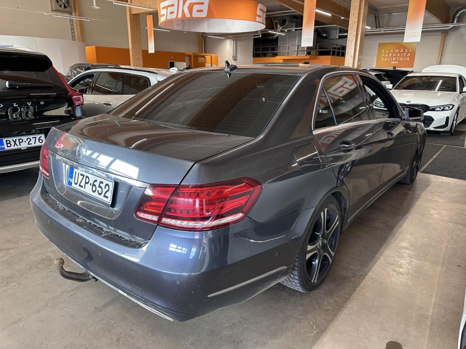 MERCEDES-BENZ E 2014
