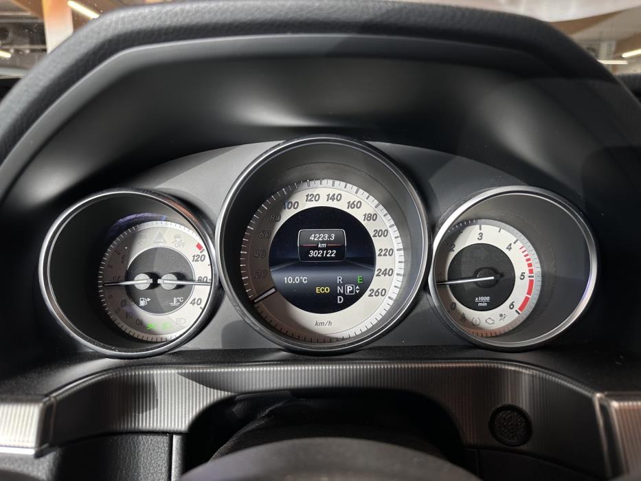 MERCEDES-BENZ E 2014